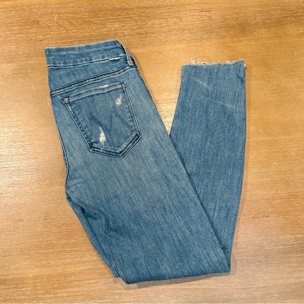 Mother The Looker Graffiti Girl Skinny Jeans Distressed Accents Size 26